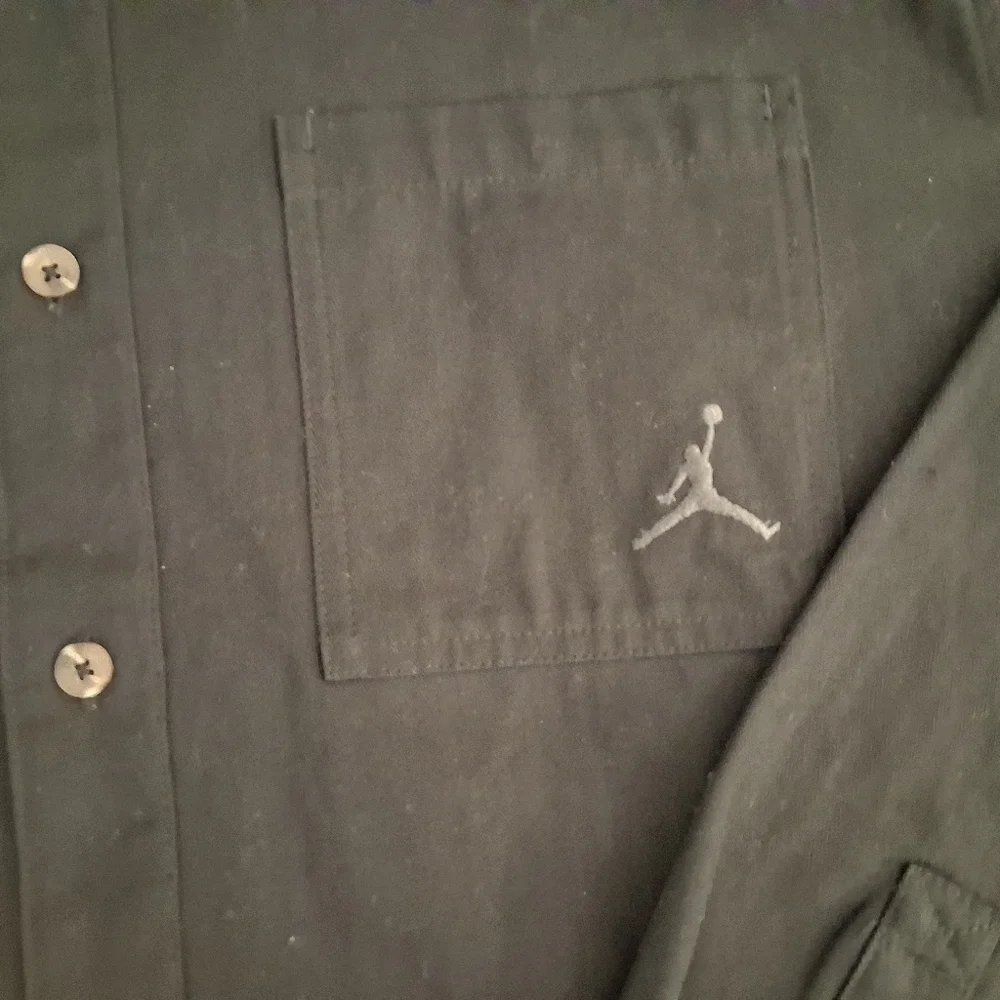 Jordan Men's Black Button Down Shirt NWT Size Med